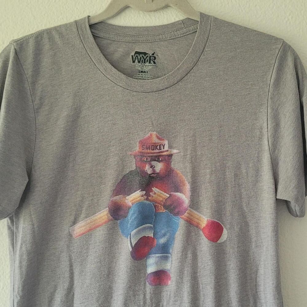Smokey the Bear Women's Small Graphic Tee